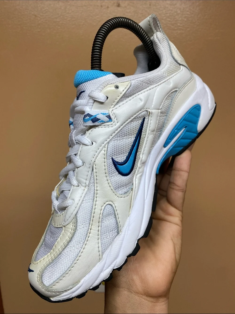 Rare 2009 Nike Xccelerator TR Women’s Running Sneakers Size 7 “White Cream Blue”